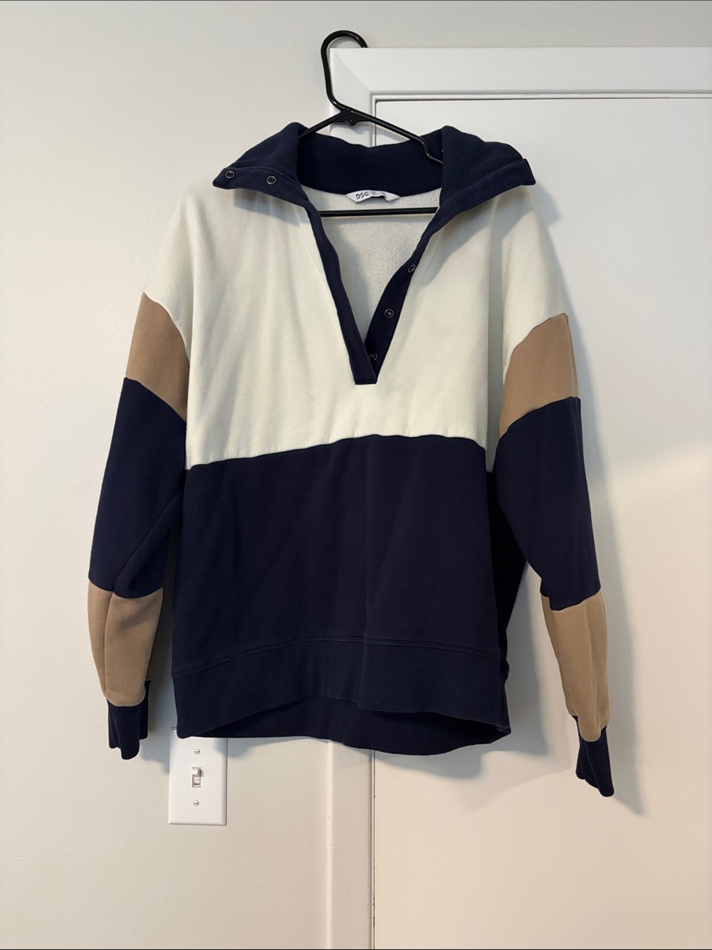 DSG Colorblock Hooded Pullover - Navy, White & Tan